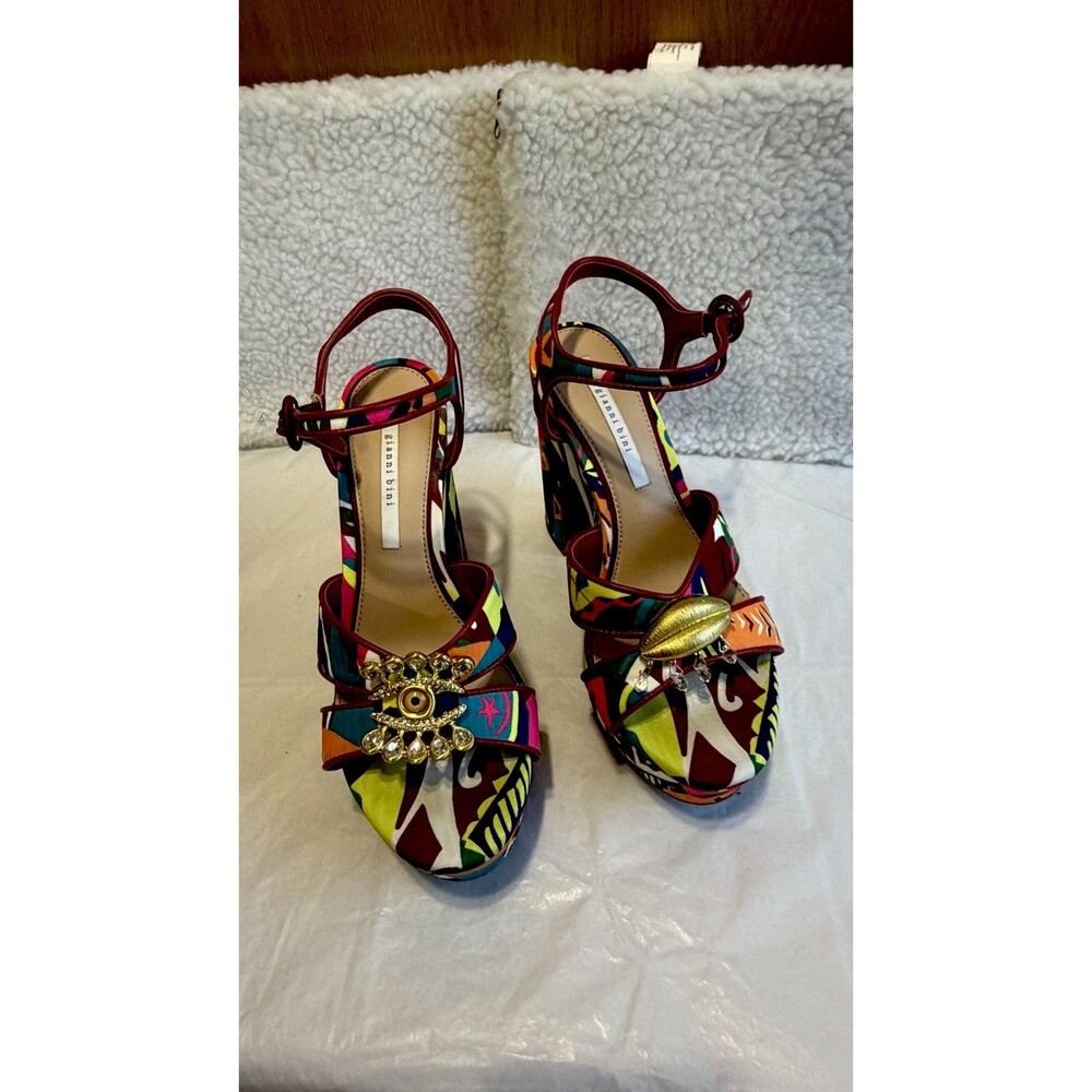 Gianni Bini Women's 8M Multicolor Print Platform Block Heel Sandals